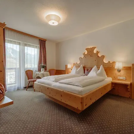 Rohrmooser Schloessl Konukevi 3*